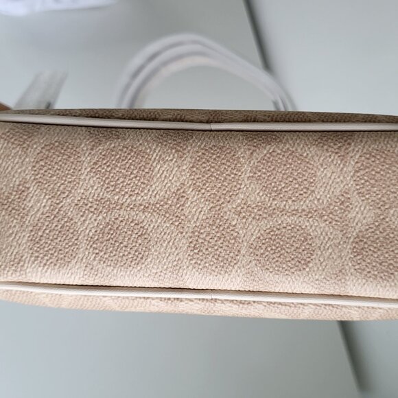 Coach Mini Jamie Camera Bag I Brand New, Gold Hardware, Adjustable Strap - Picture 7 of 10